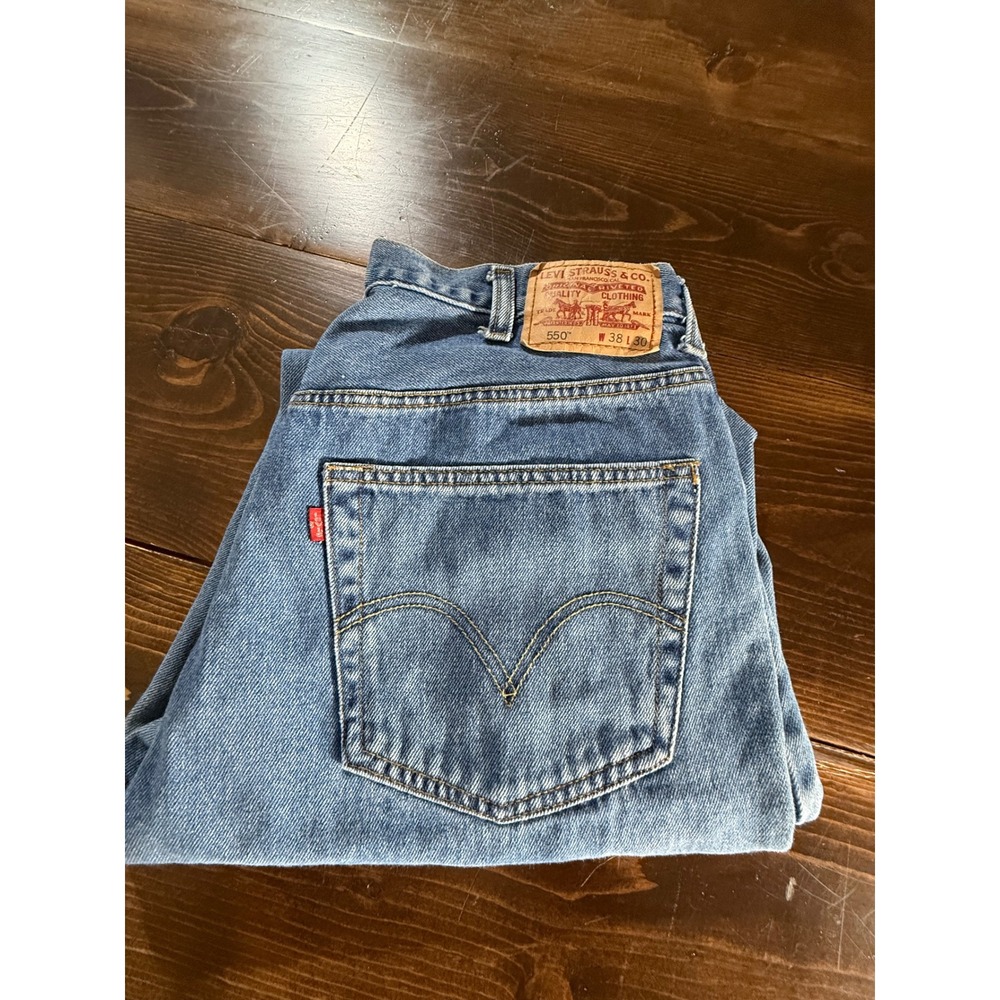 Levis 550 Relaxed Fit Mens Jeans 38x30 Blue Denim Medium Wash 00550-4891